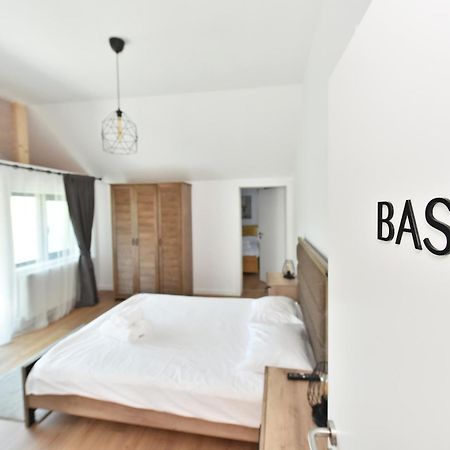 Bed and Breakfast Mira By Atra à Teşila Extérieur photo