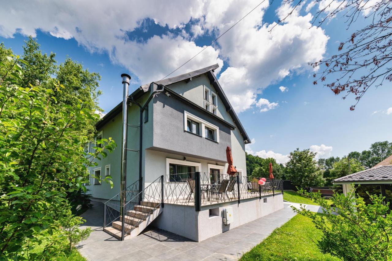 Bed and Breakfast Mira By Atra à Teşila Extérieur photo